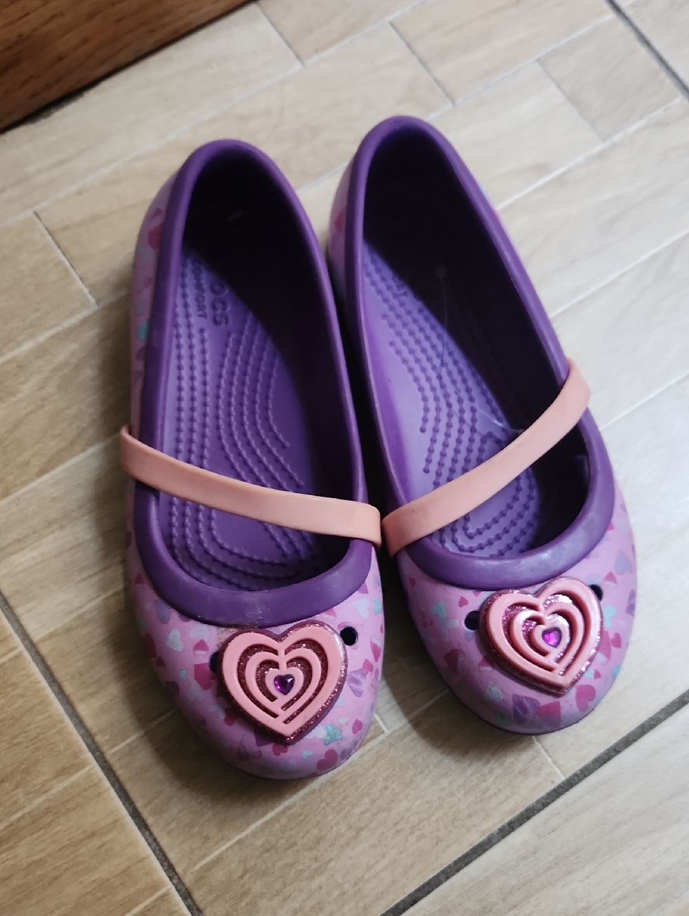 CROCS Kids Purple & Pink Heart Strap Mary Jane Shoes